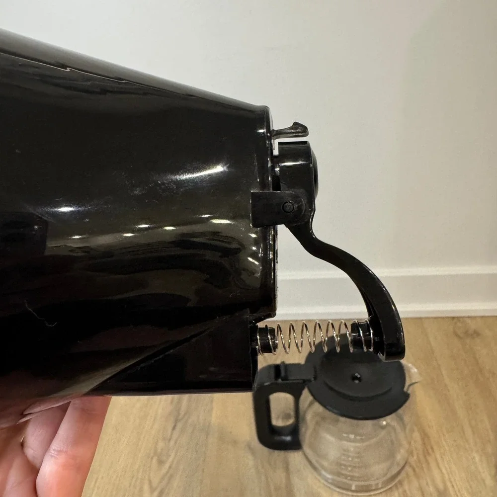 Braun 12 Cup Glass Coffee Carafe OEM Replacement With Brew Basket 3107-R